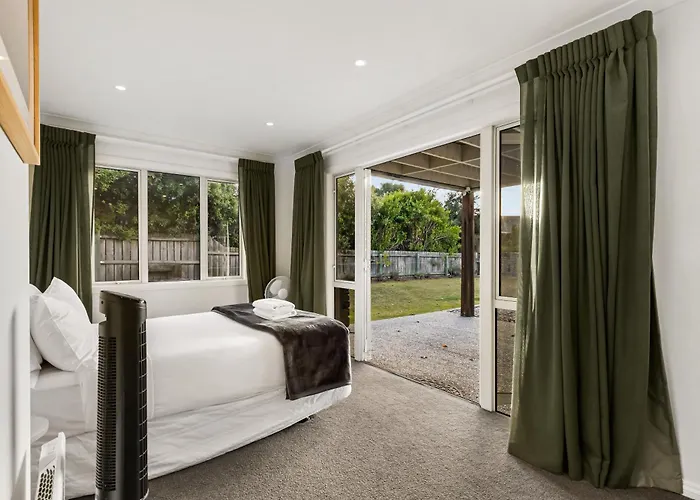 Timberstone | 5Br Home | Sleeps 10 | Walk To Town Holiday home Wanaka